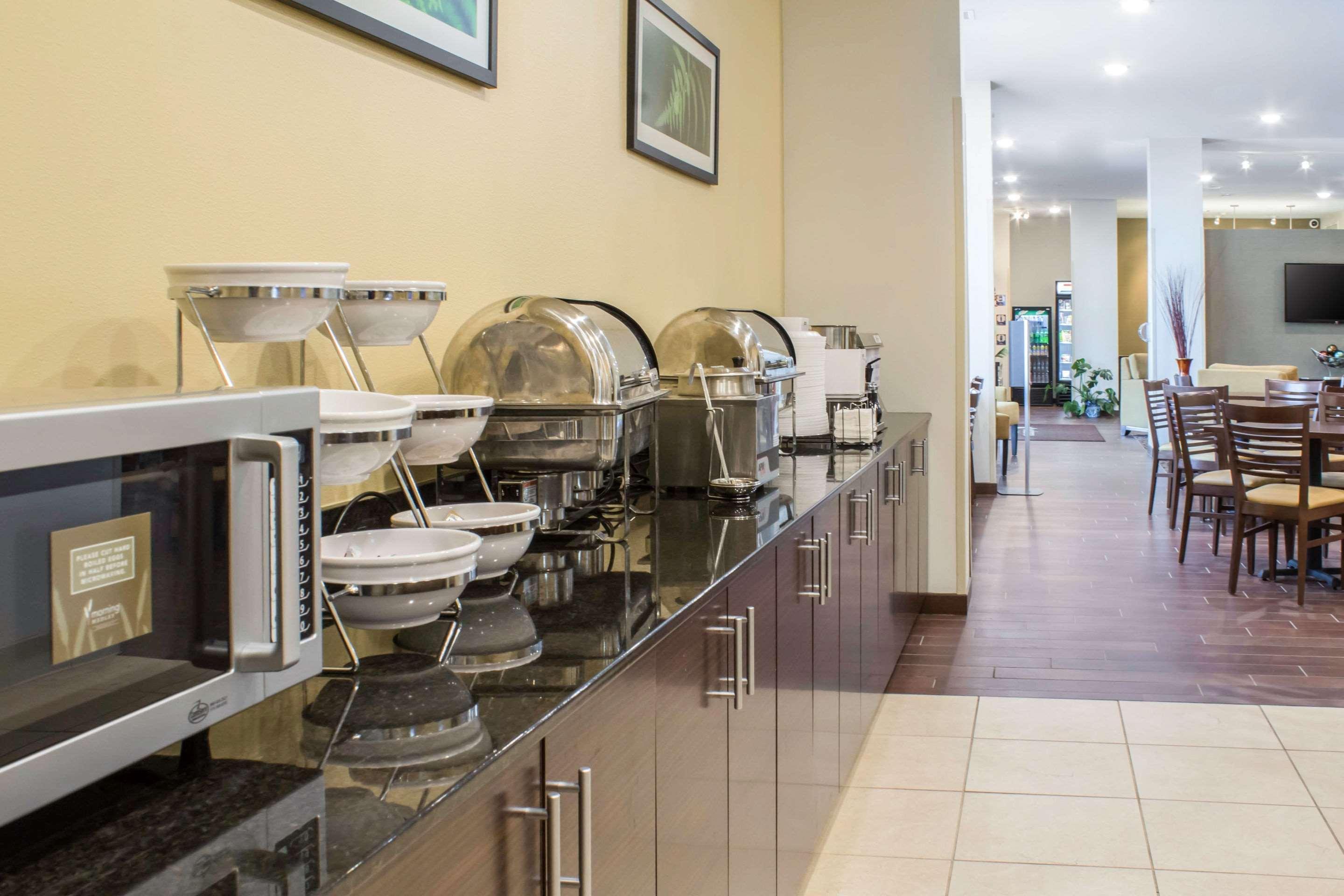 Sleep Inn & Suites Lincoln University Area Esterno foto