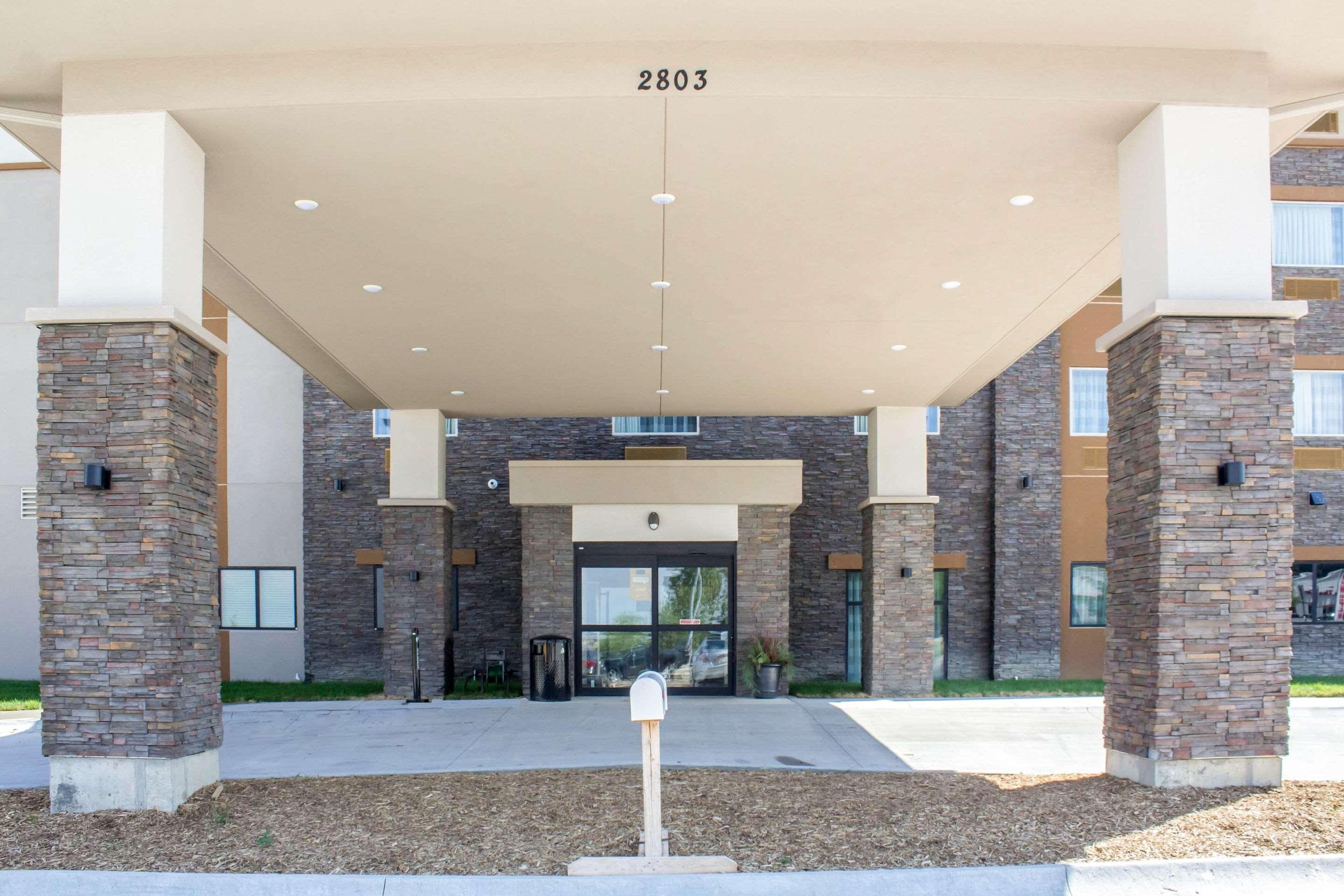 Sleep Inn & Suites Lincoln University Area Esterno foto