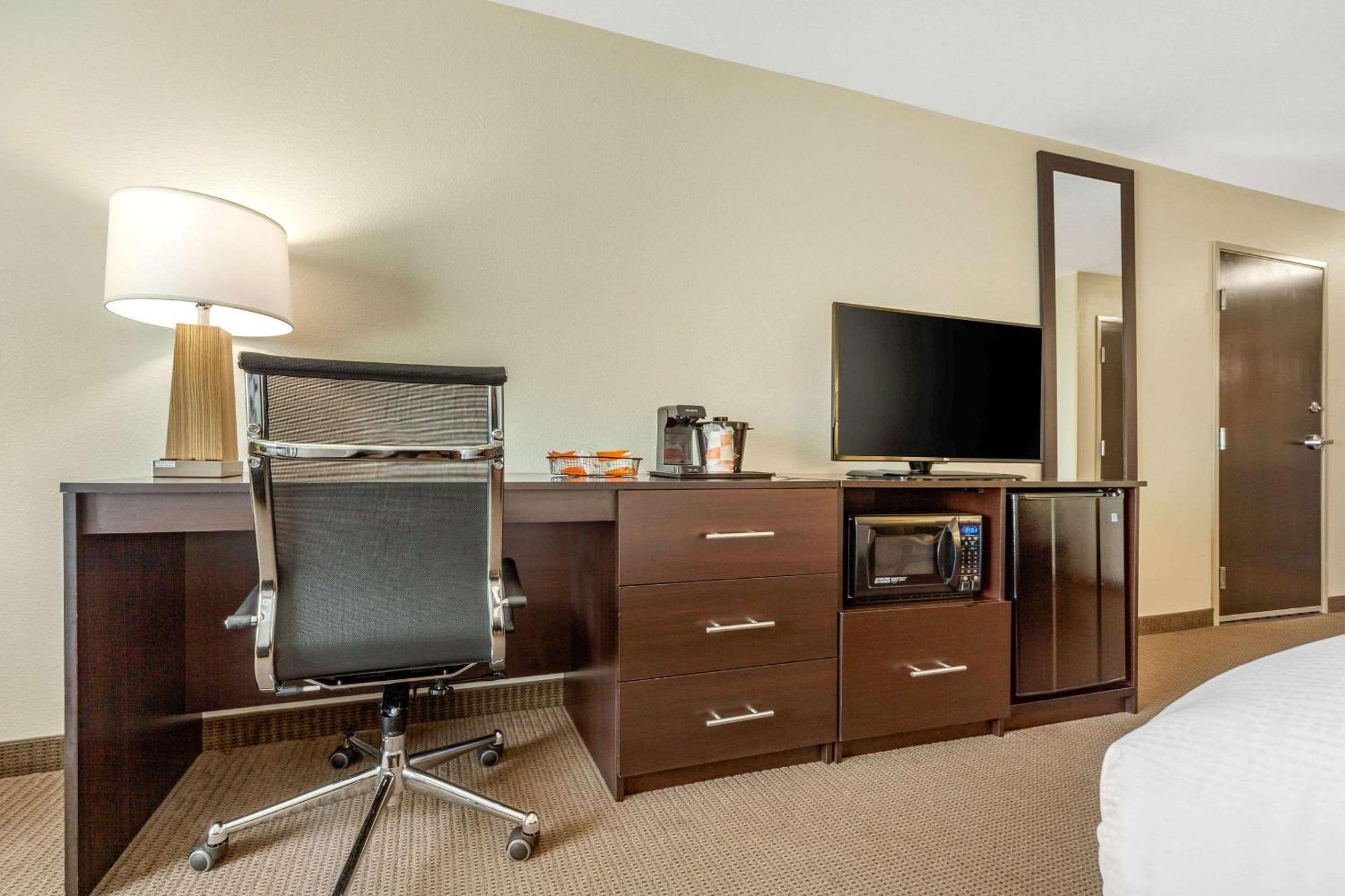 Sleep Inn & Suites Lincoln University Area Esterno foto