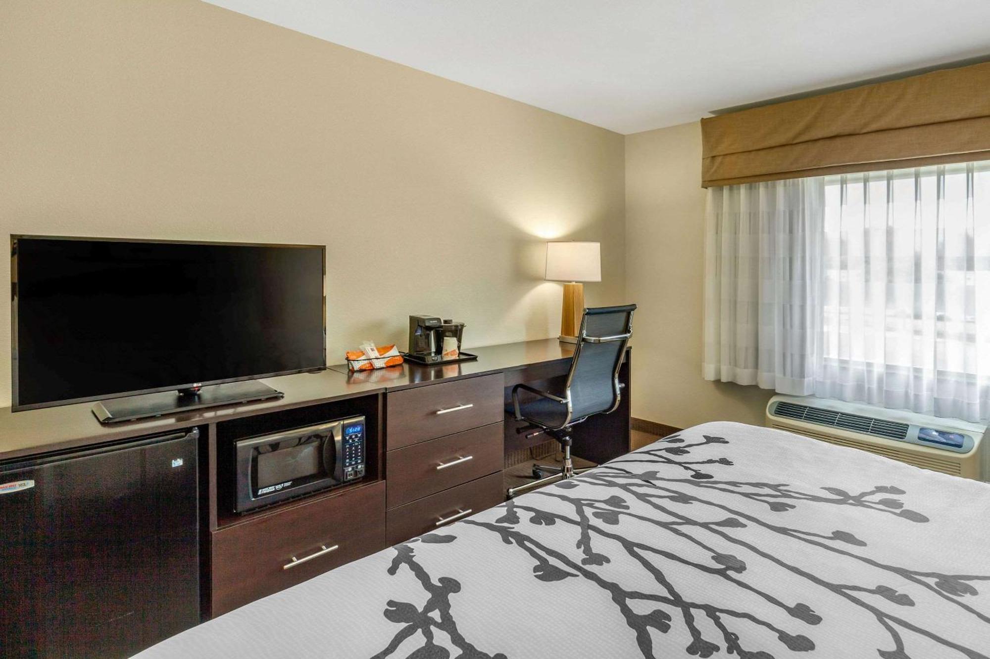 Sleep Inn & Suites Lincoln University Area Esterno foto