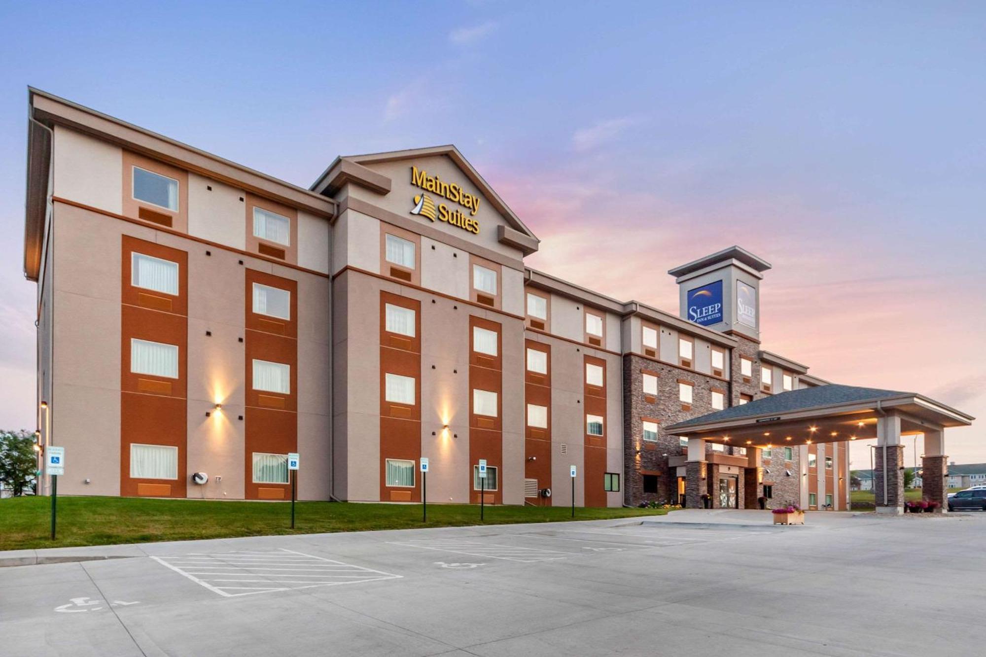 Sleep Inn & Suites Lincoln University Area Esterno foto